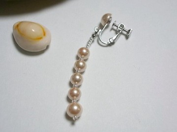 人工真珠ロングドロップイヤリング